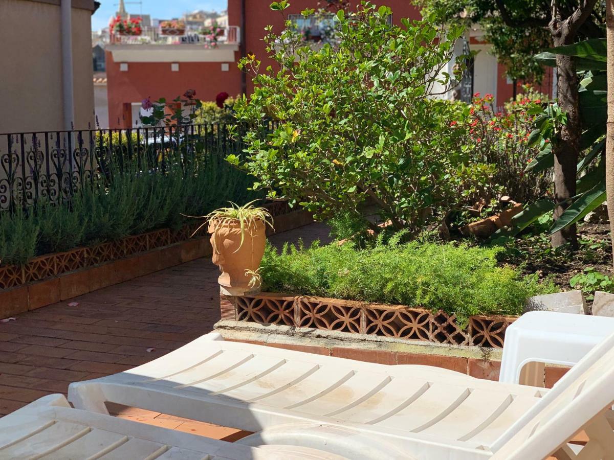 Andros Apartment Таормина Екстериор снимка